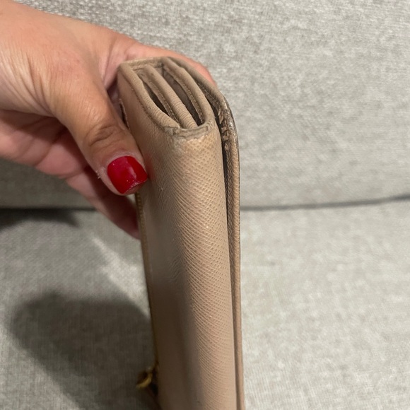 Prada Beige Leather Wallet - Picture 8 of 14